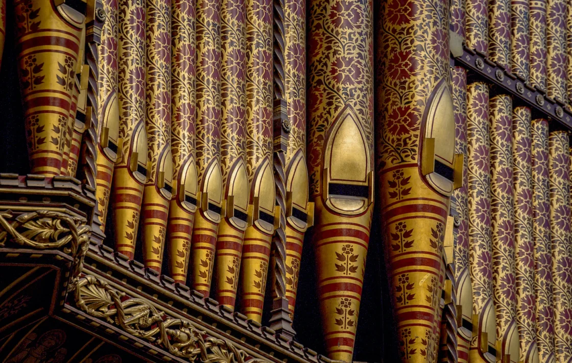 Richly decorated organ-pipes.